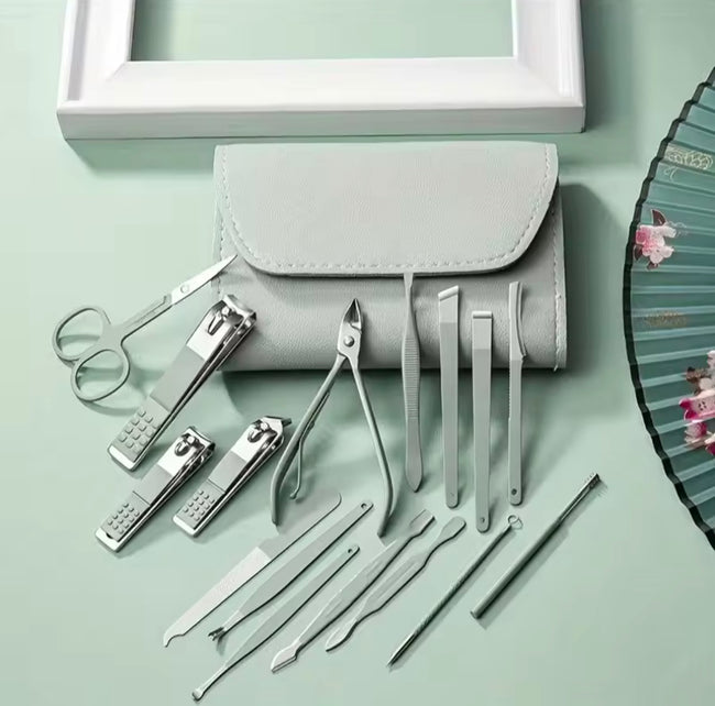 16PCS Professional Nail Clippers & Cuticle Nippers Set with Travel Case – Manicure & Pedicure Kit